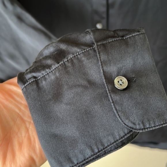 Ravella black silk button long sleeve - Picture 7 of 13